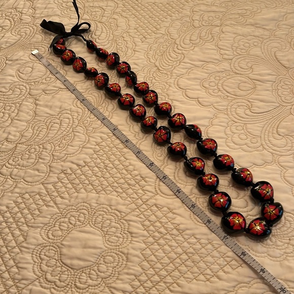 Hawaiian Painted Beads Necklace - Picture 5 of 5